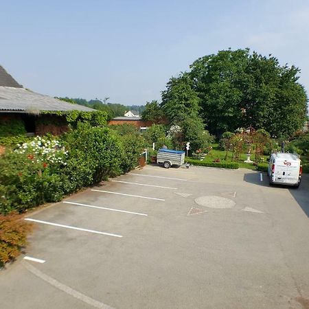 Pension Arkadenhof Unterpremstätten Exteriör bild